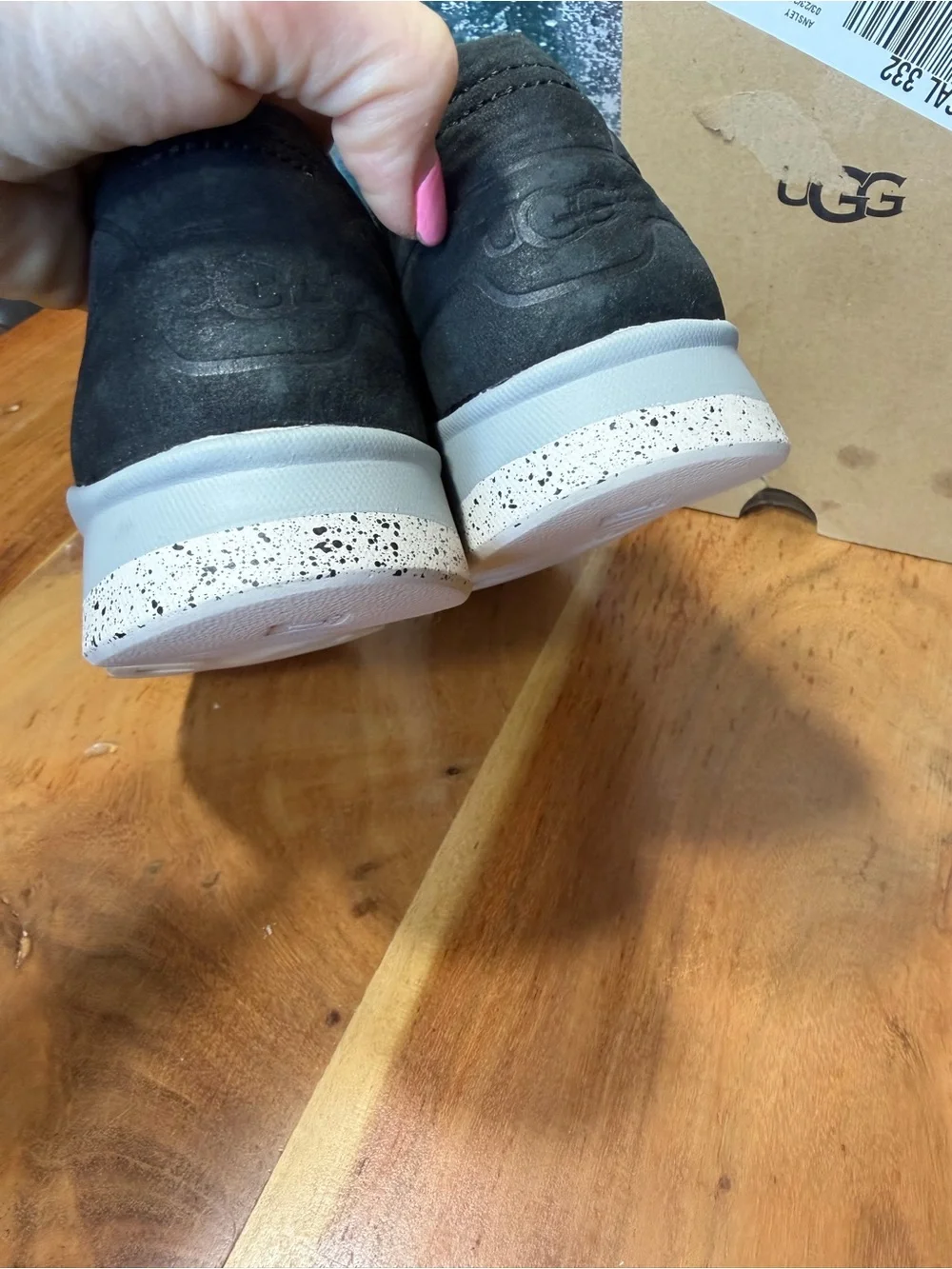 UGG Minimalist Tye Black Nubuck Perforated‎ Sneakers Size 6 NIB